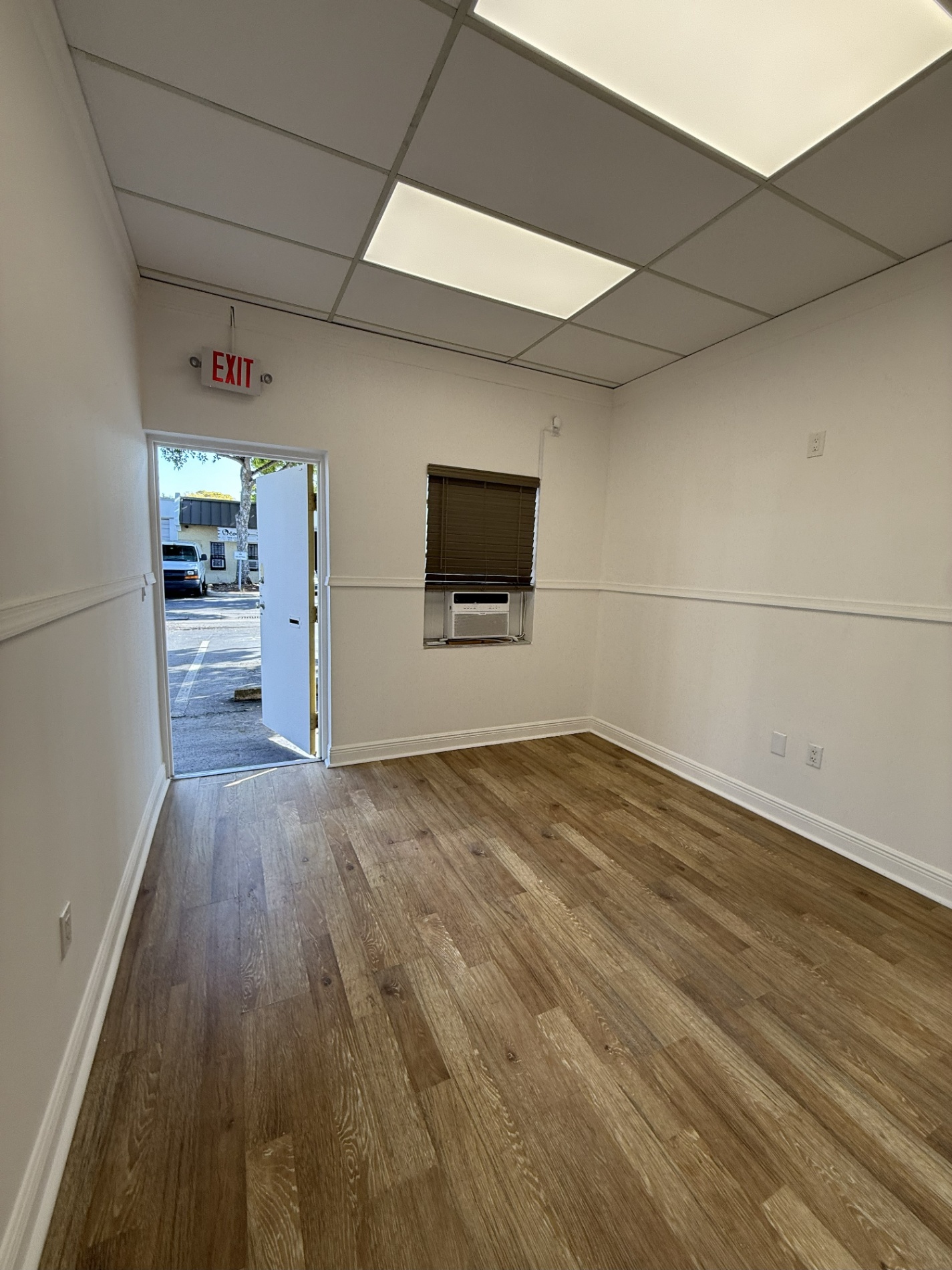 West Park Main - 5881 - Photo 3