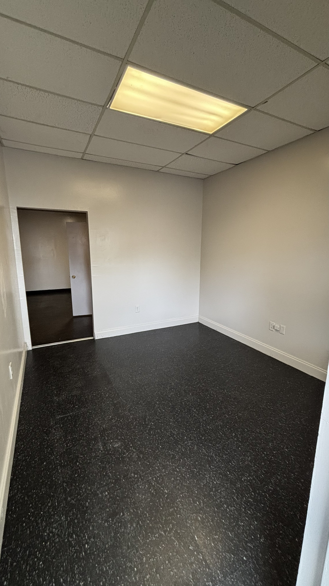 West Park Main - 5807 - Photo 3