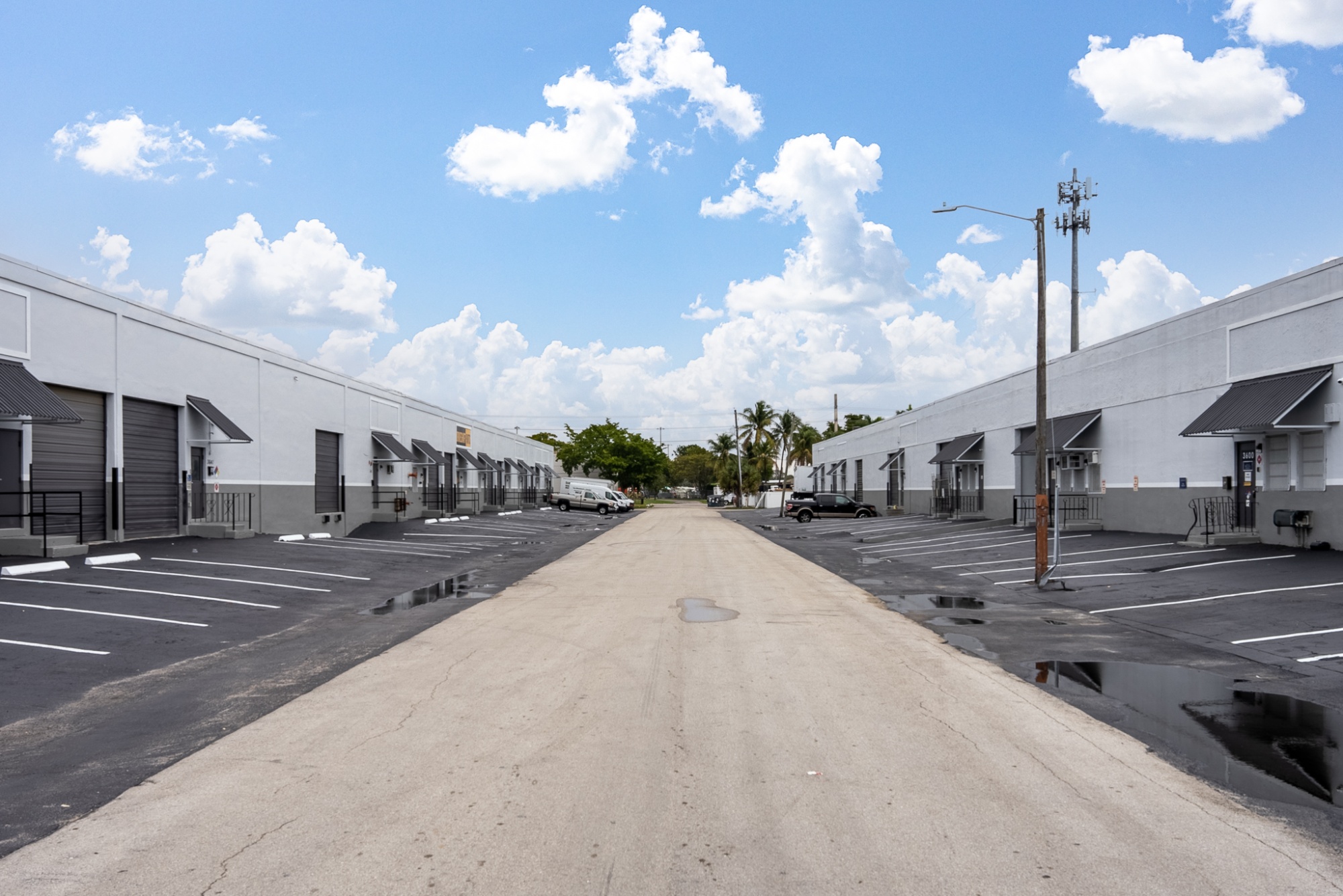 Oakland Park Industrial Center