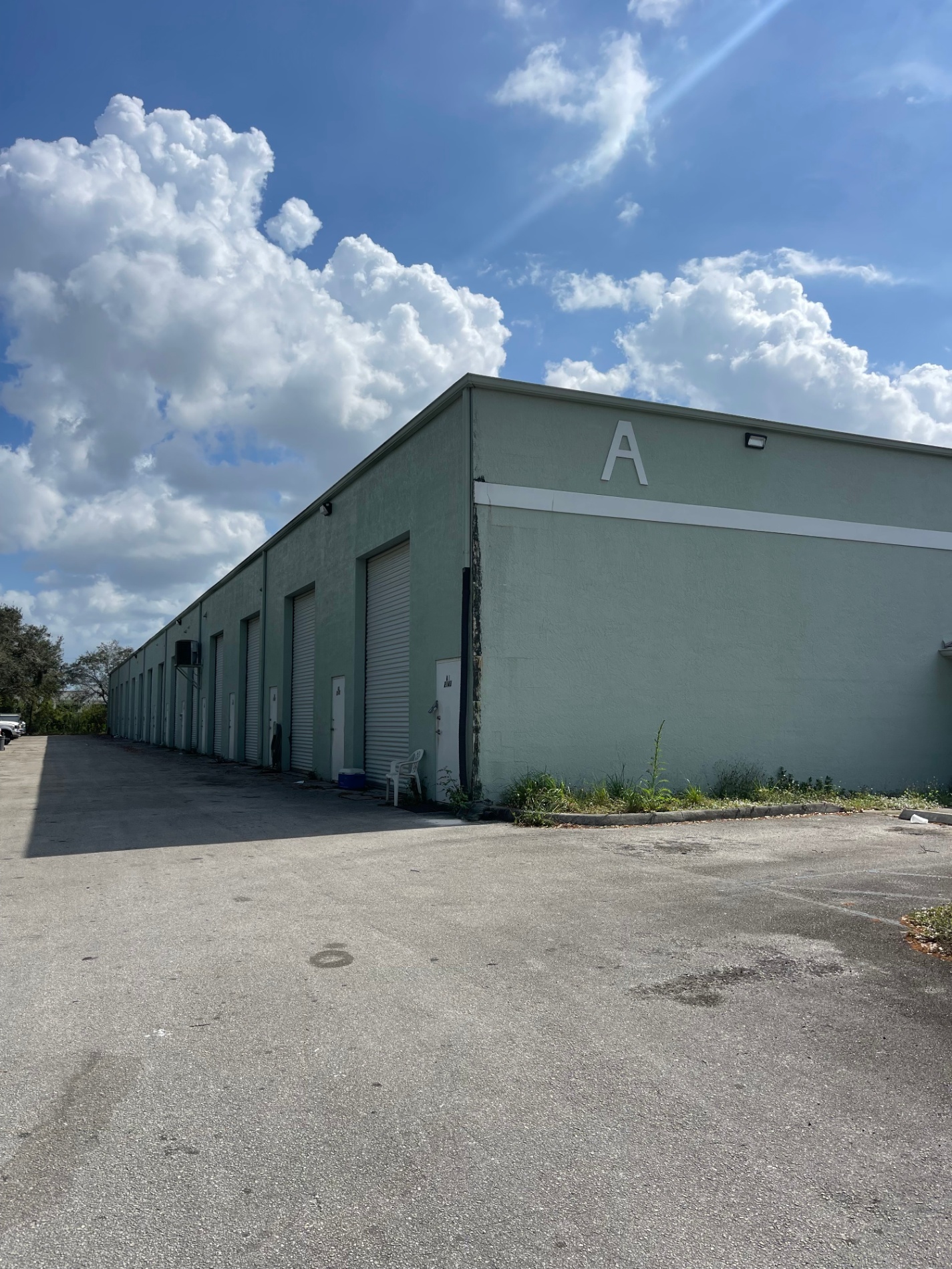 2155 SETTLE AVE - Photo 1