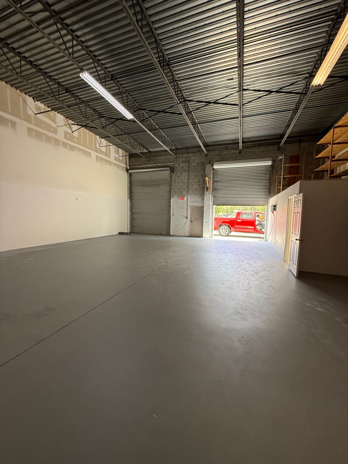 2155 SETTLE AVE - B3/B4 - Photo 2