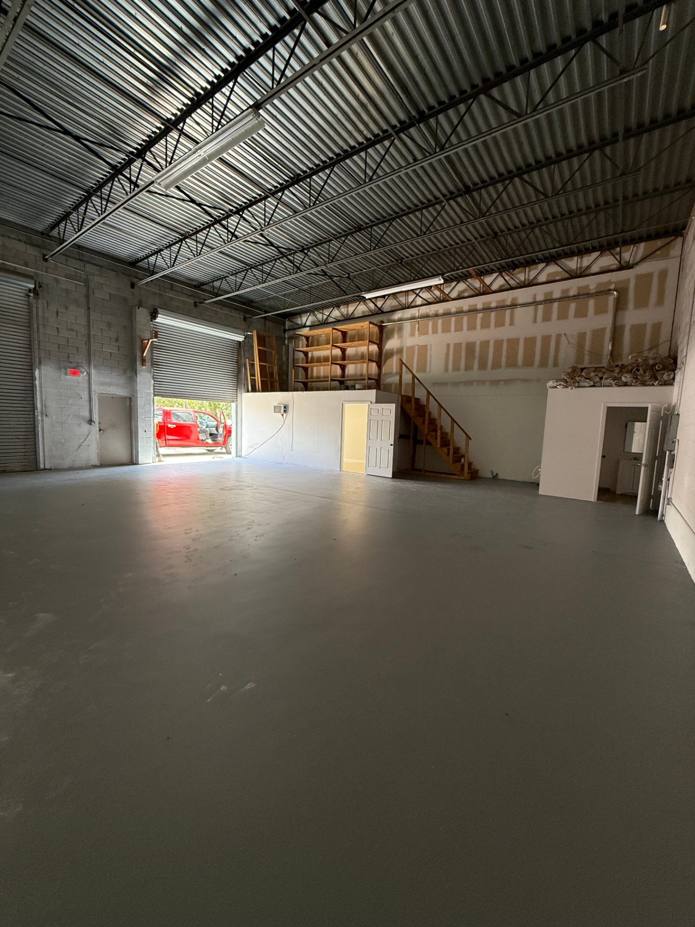 2155 SETTLE AVE - B3/B4