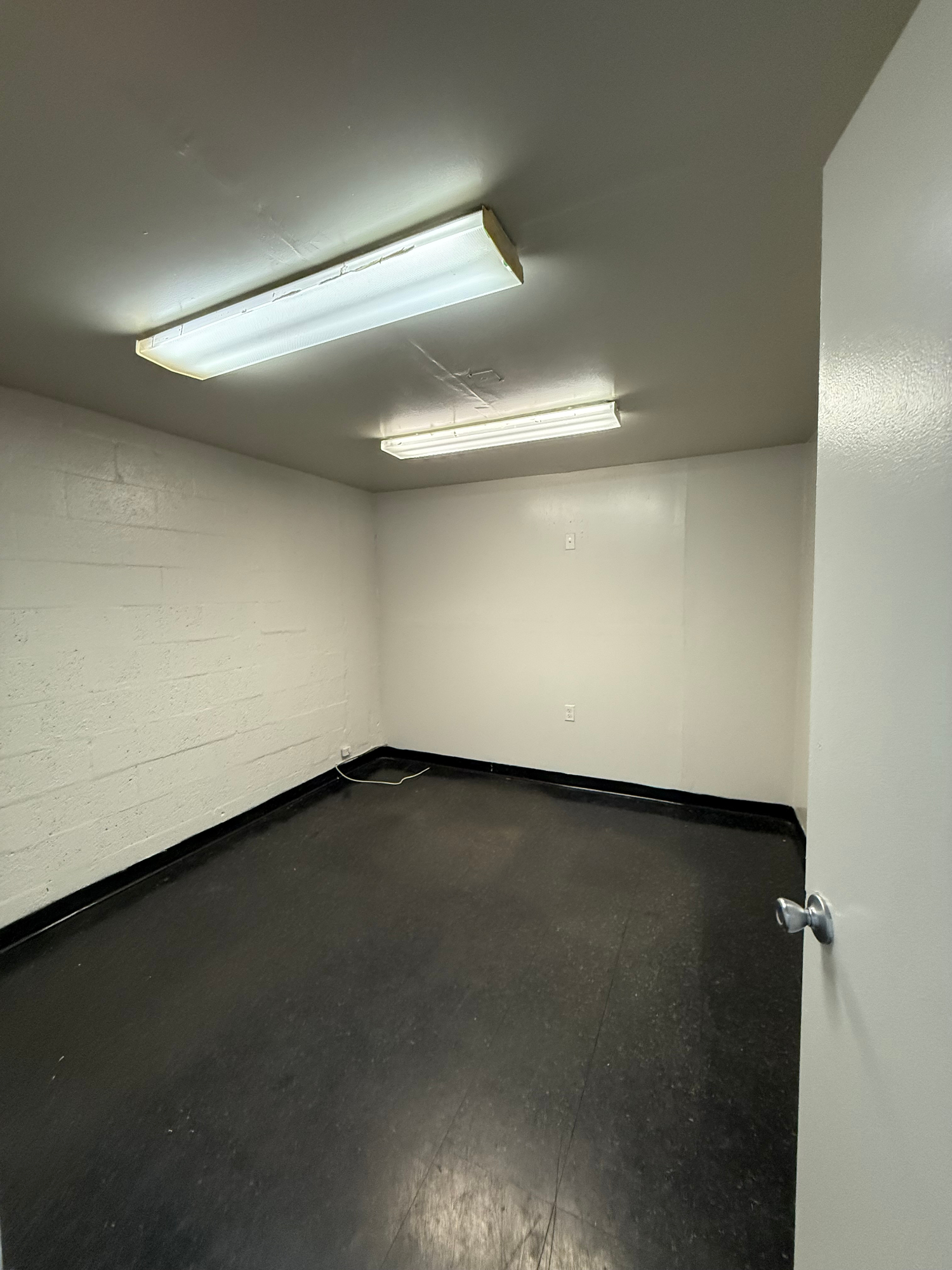 West Park  - 5897 - Photo 2