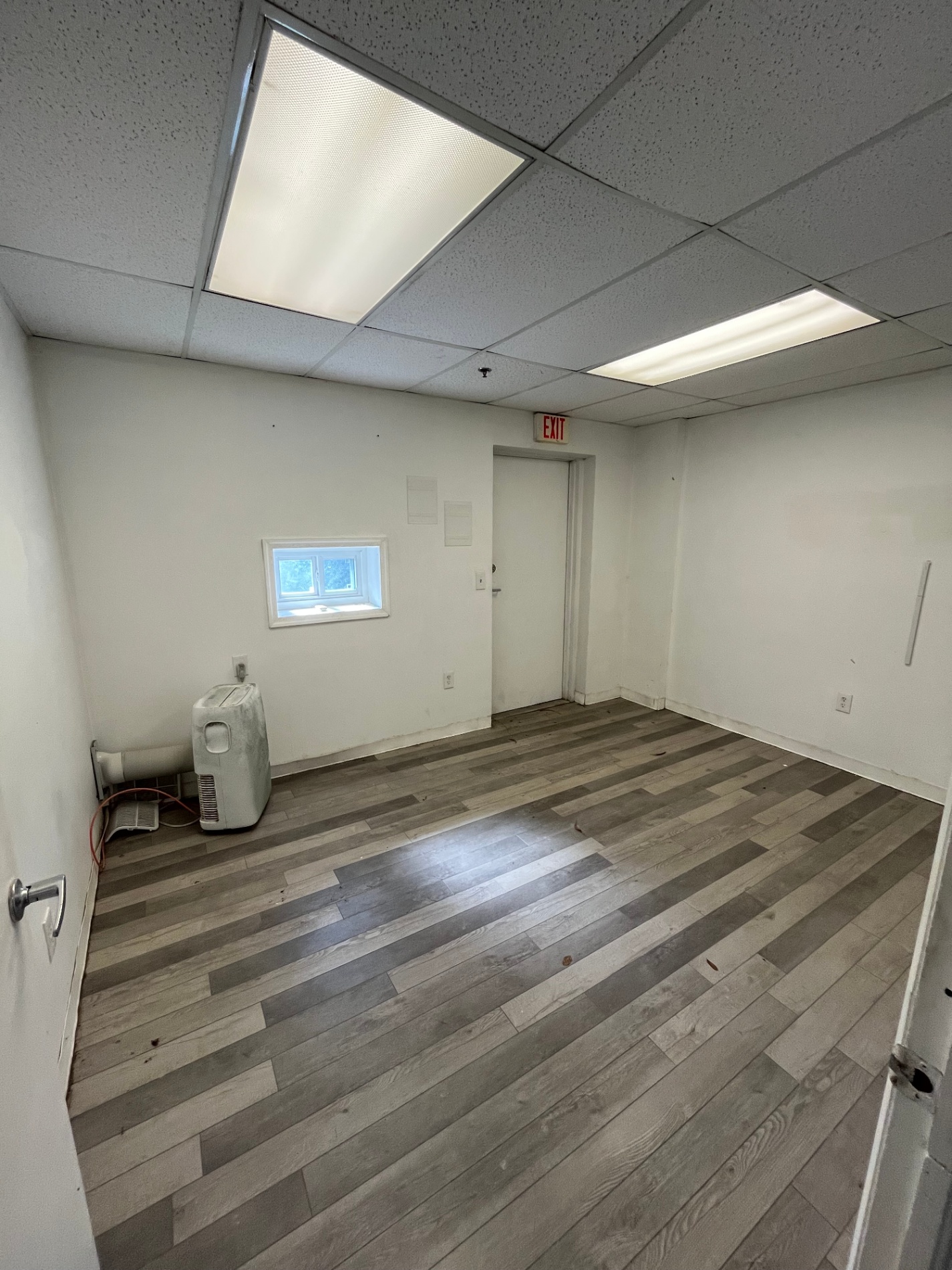 Riviera Beach - 8 - Photo 1