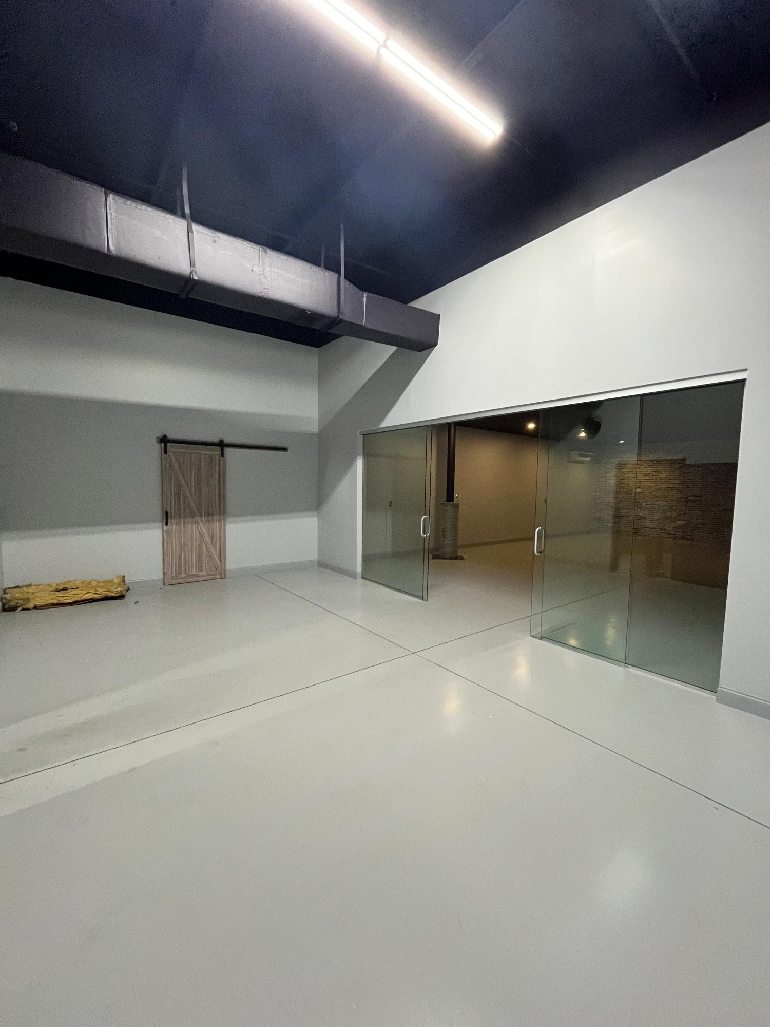 Riviera Beach - 3A - Photo 3