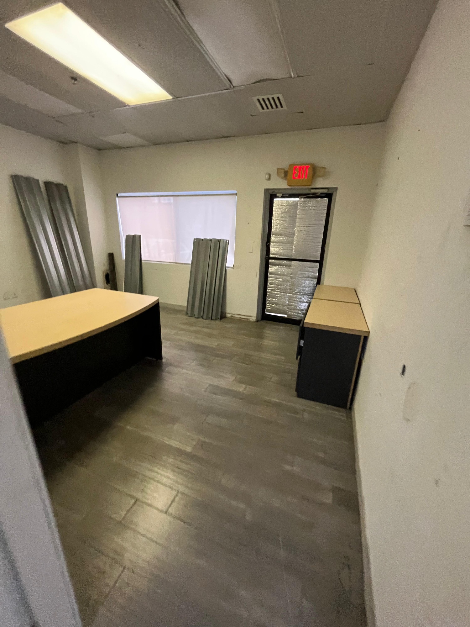 Riviera Beach - 14 & 15  - Photo 4