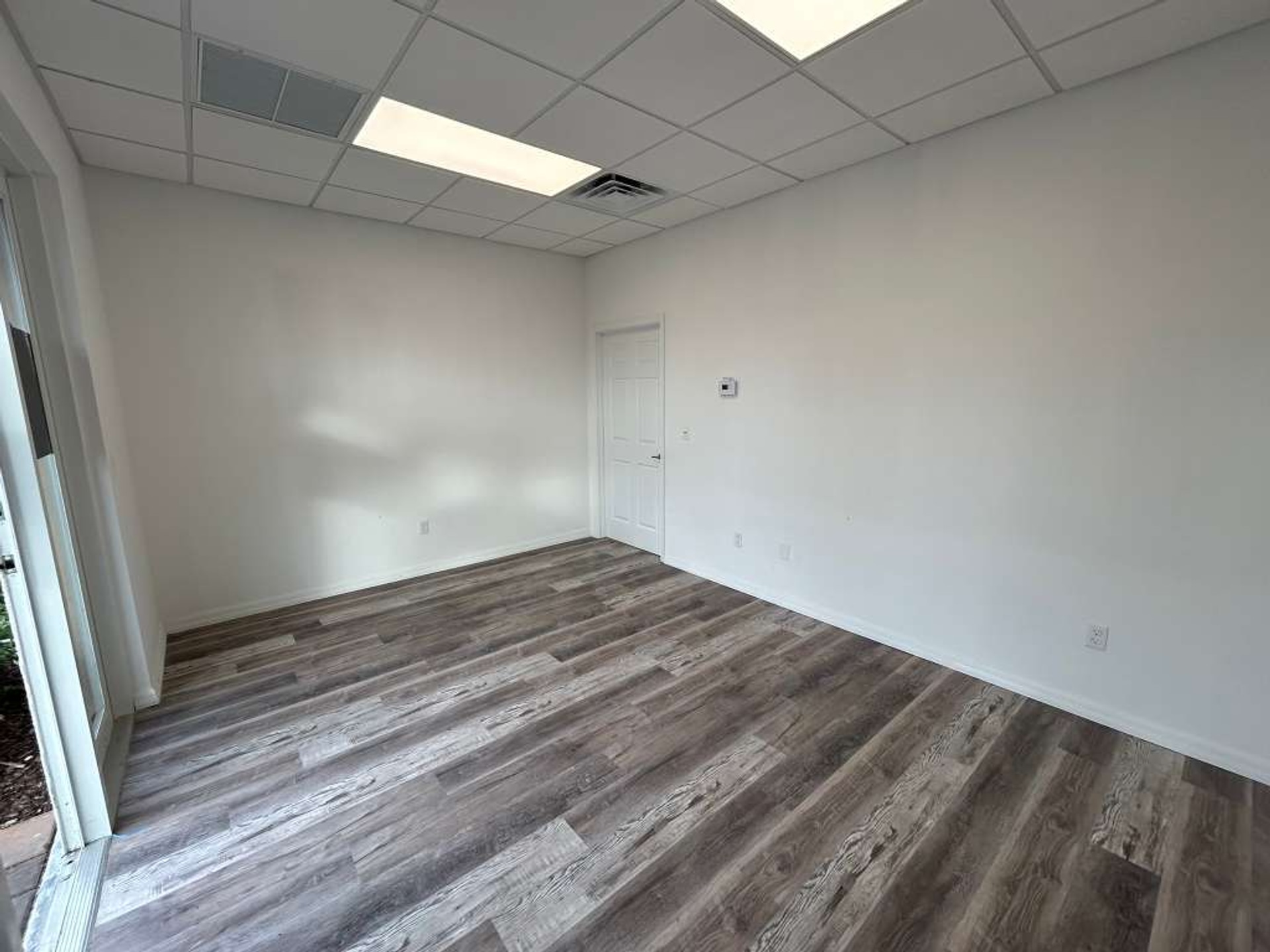 NW PEACOCK BLVD  - 510-103 - Photo 2