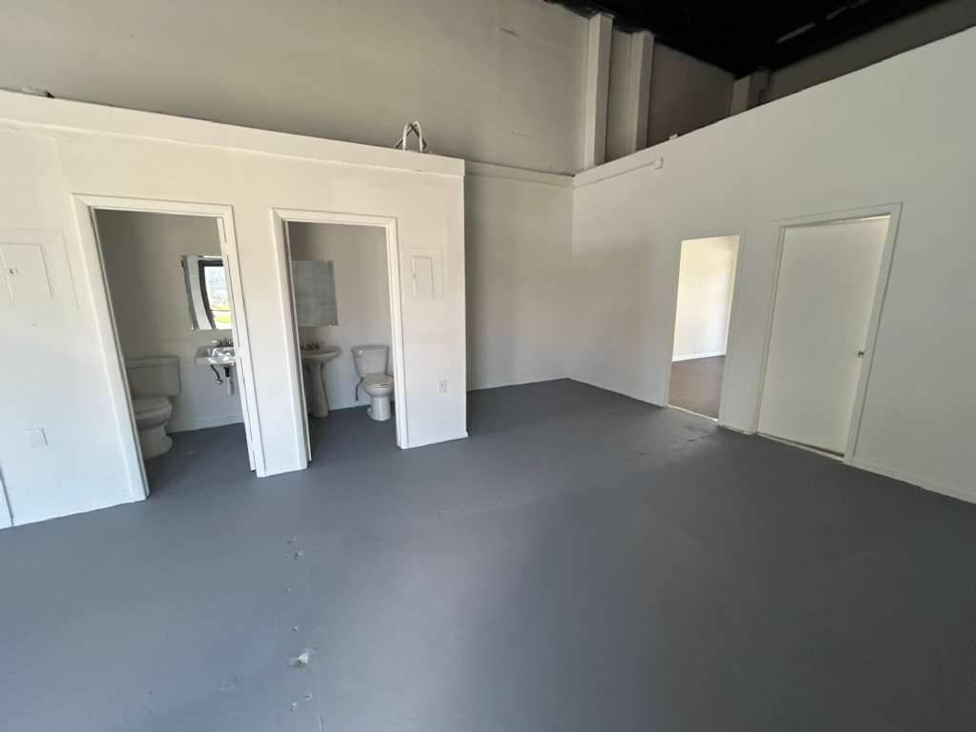 1670 SE VILLAGE GREEN DRIVE - 1698 - Photo 2