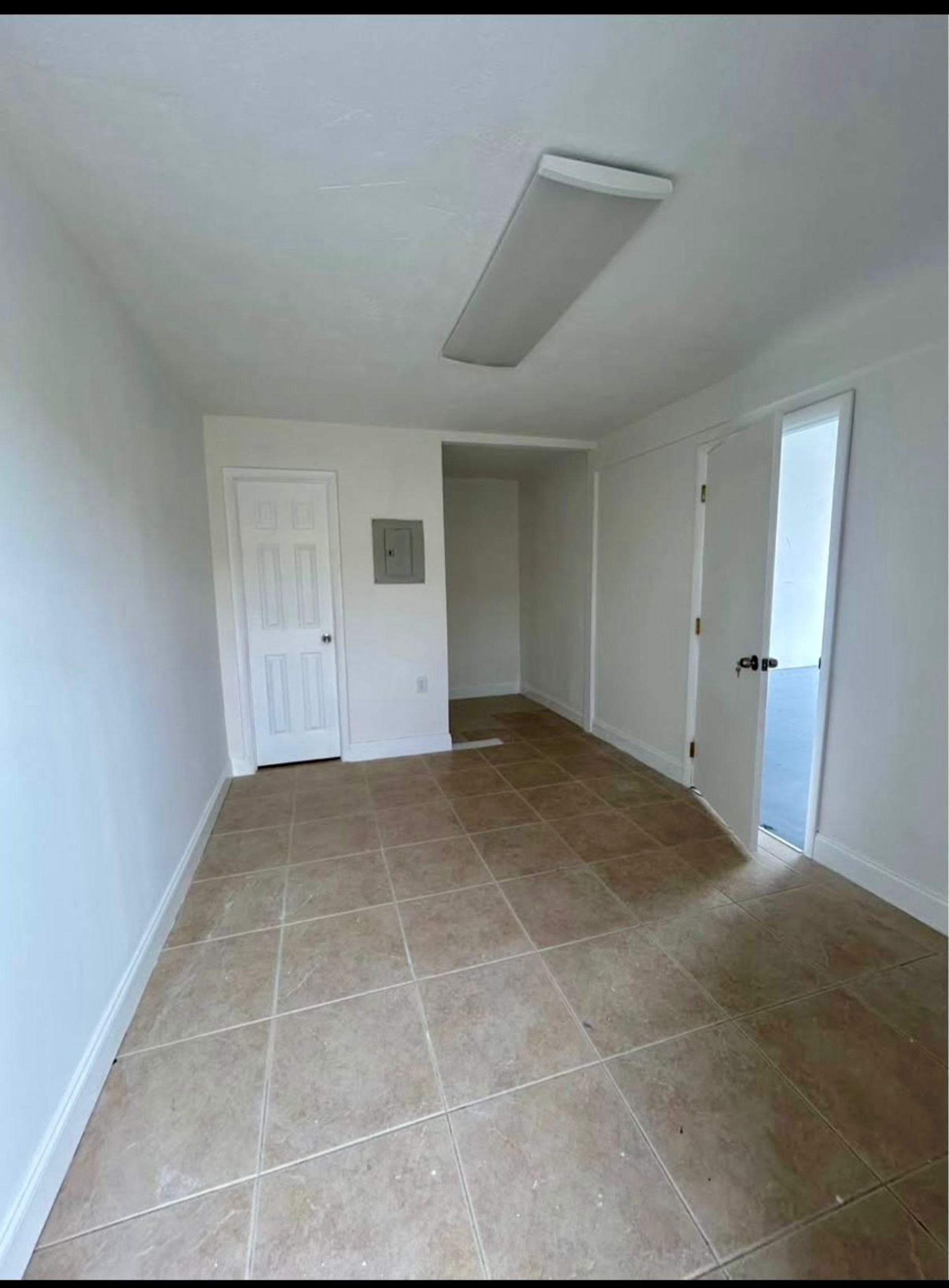 1670 SE VILLAGE GREEN DRIVE - 1674 - Photo 2