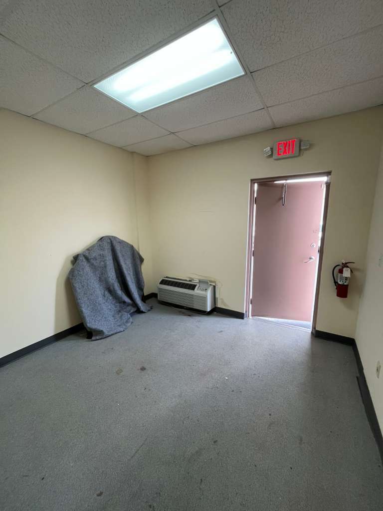 Deerfield Beach - 1531-07 - Photo 4